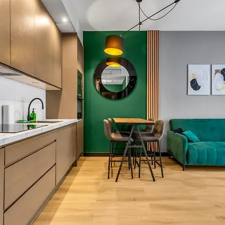 Comfort 340 By Bookinghost * Warszawa