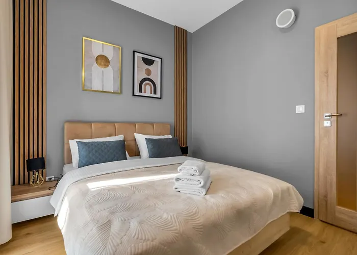 Comfort 340 By Bookinghost