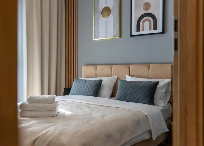 Comfort 340 By Bookinghost