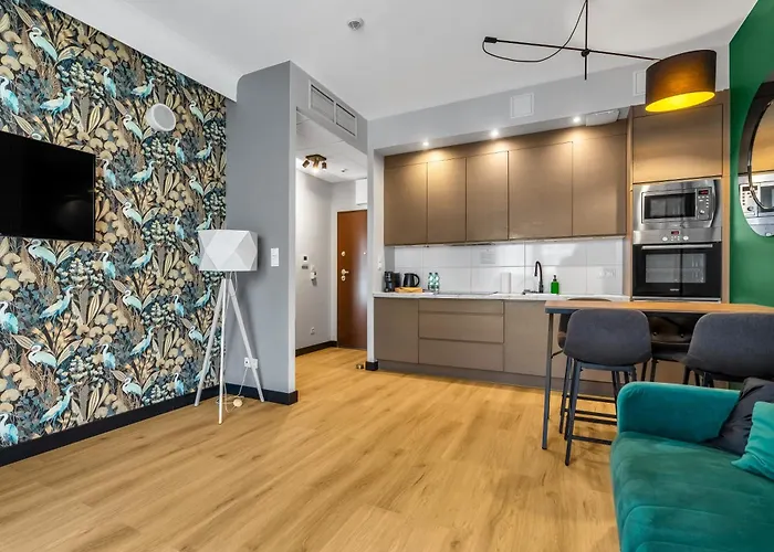 Comfort 340 By Bookinghost * Warsaw