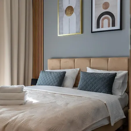 Comfort 340 By Bookinghost