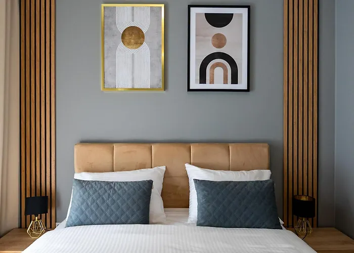 Comfort 340 By Bookinghost * Warsaw